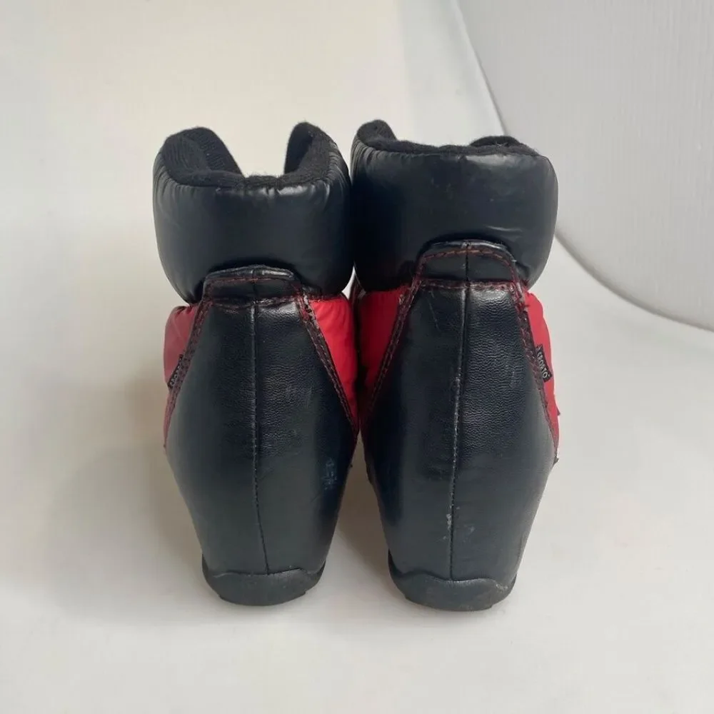 Sporto Sheila 8.5 Quilted Maroon Red Black Water Repellant Lace Up Ankle Boots